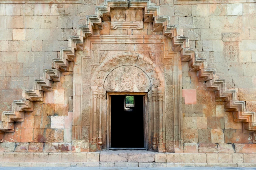 noravank 16