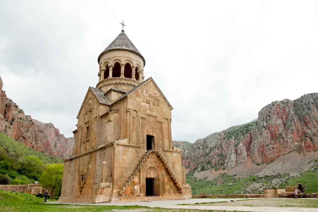 noravank 8